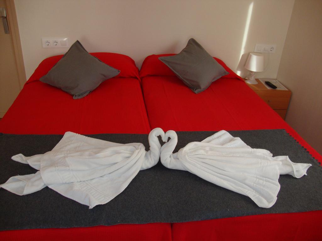 Apartaments Claudi Tossa de Mar Quarto foto