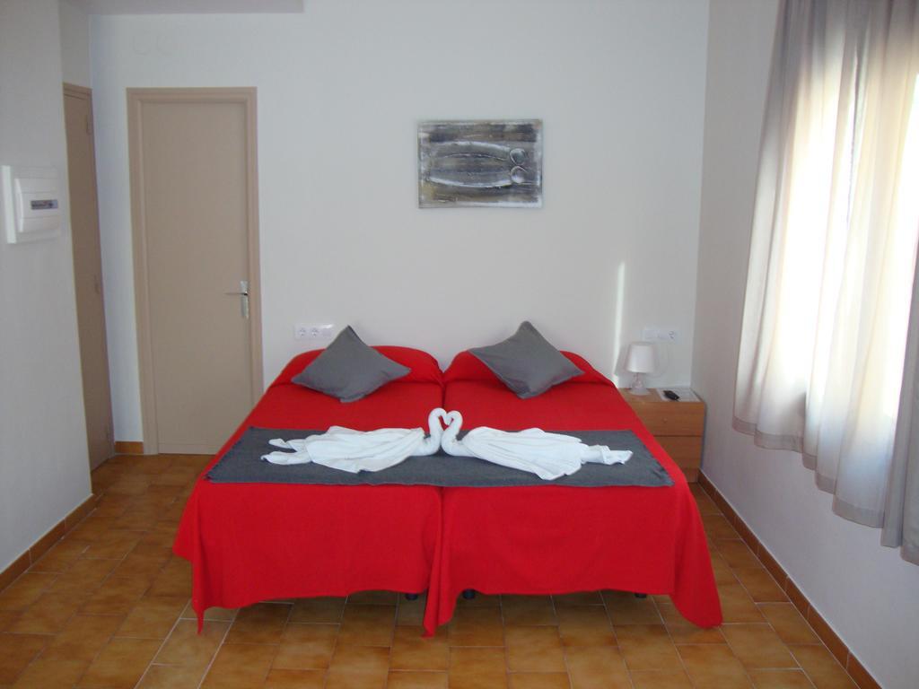 Apartaments Claudi Tossa de Mar Exterior foto