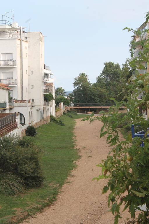 Apartaments Claudi Tossa de Mar Exterior foto